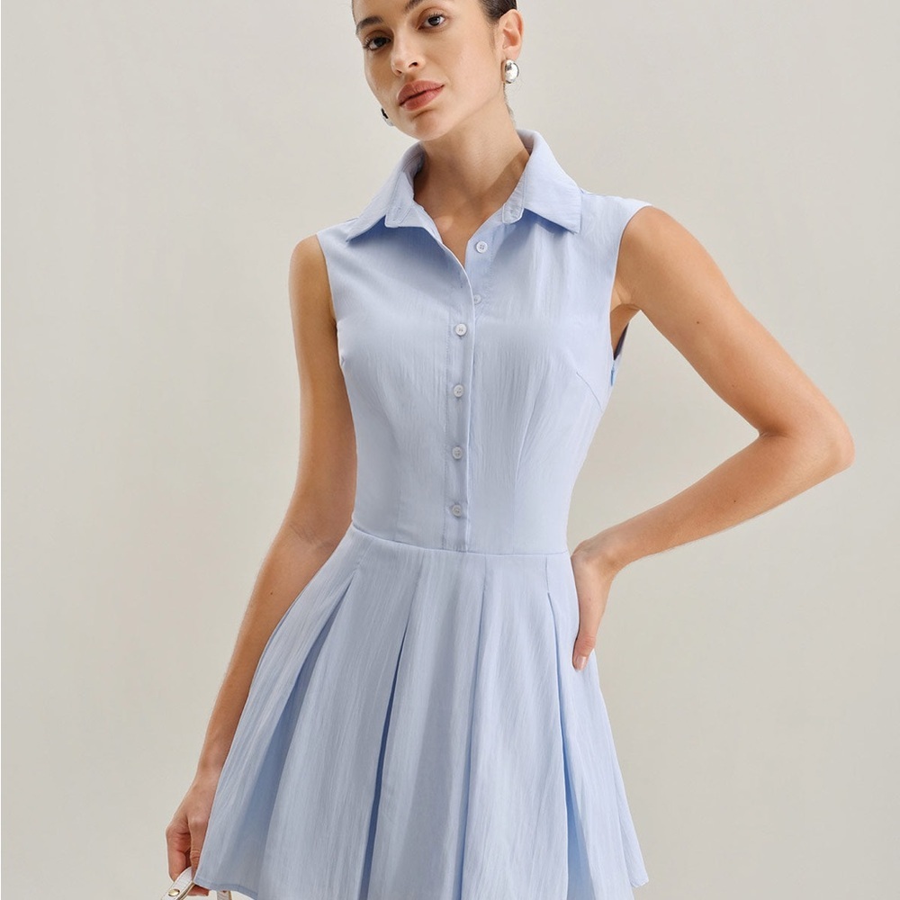 Elegant Light Blue Sleeveless Dress